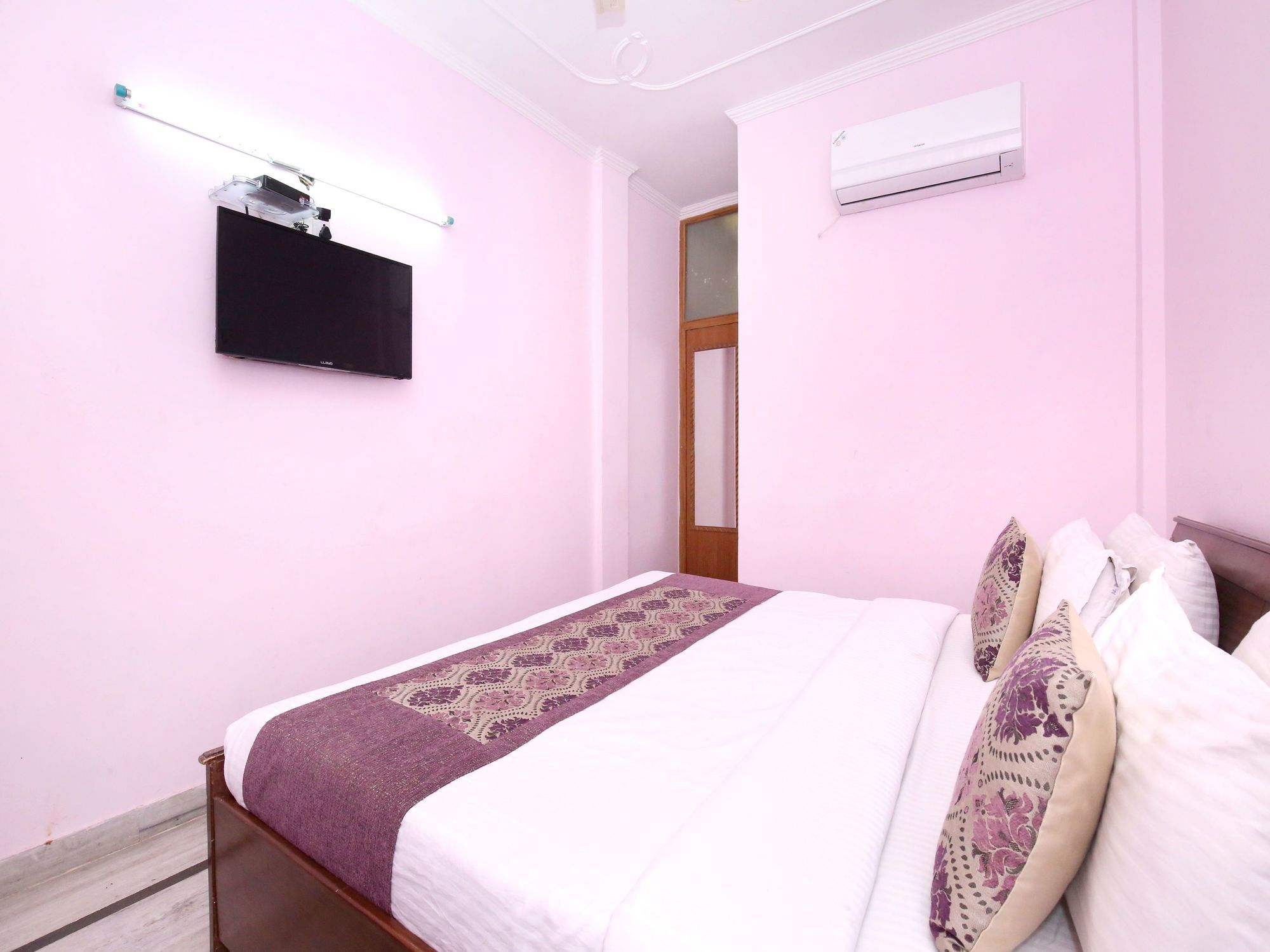 Oyo 6463 Hotel Dove Chandīgarh Extérieur photo