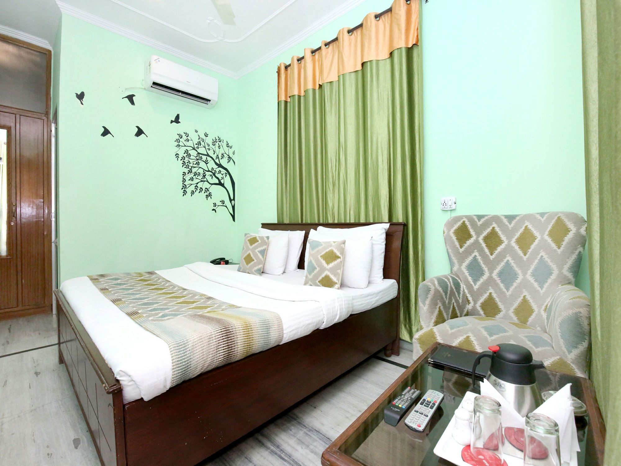 Oyo 6463 Hotel Dove Chandīgarh Extérieur photo